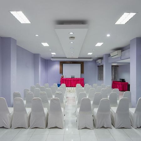 Eco Inn Lite Убонратчатхані Екстер'єр фото